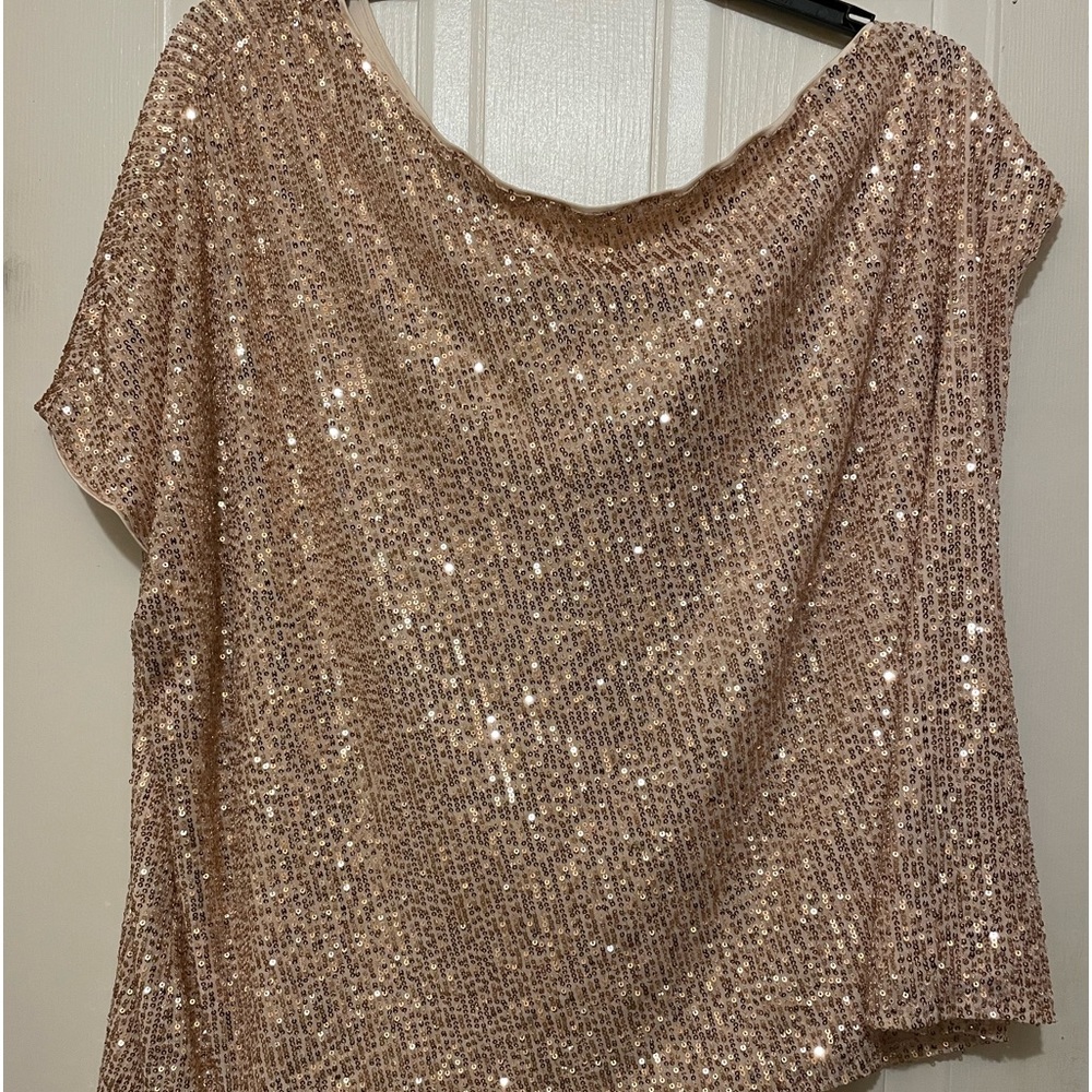 Torrid Gold sequin top size 3 - Picture 1 of 3